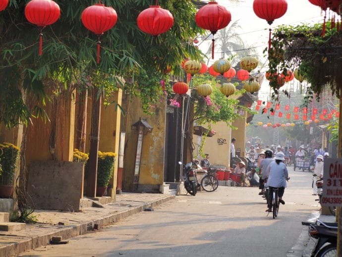 rue hoi an - vietnam