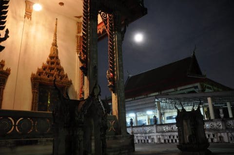 Makha Bucha Day 2011 - Bangkok
