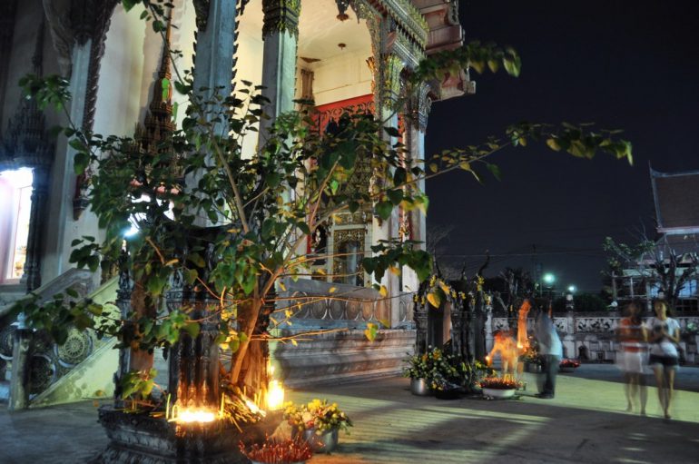 Makha Bucha Day 2011 - Bangkok