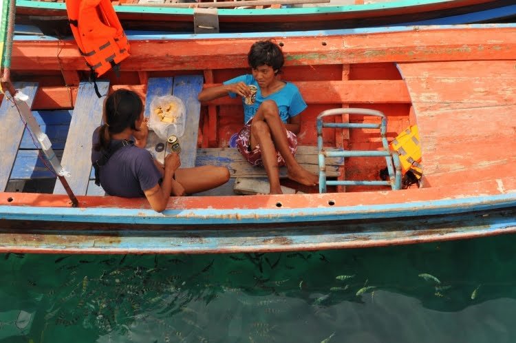 attente bateau ko nang yuan - thailande