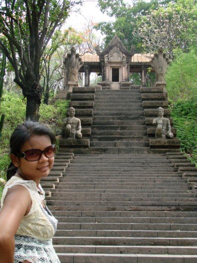 Au pied du Preah Vihear.