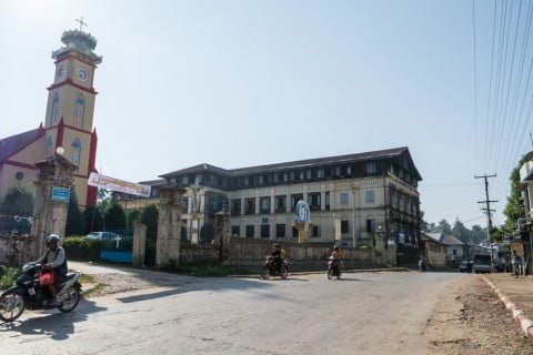 église mawlamyine birmanie