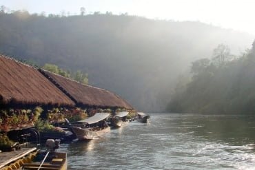 jungle raft hotel flottant riviere kwai kanchanaburi