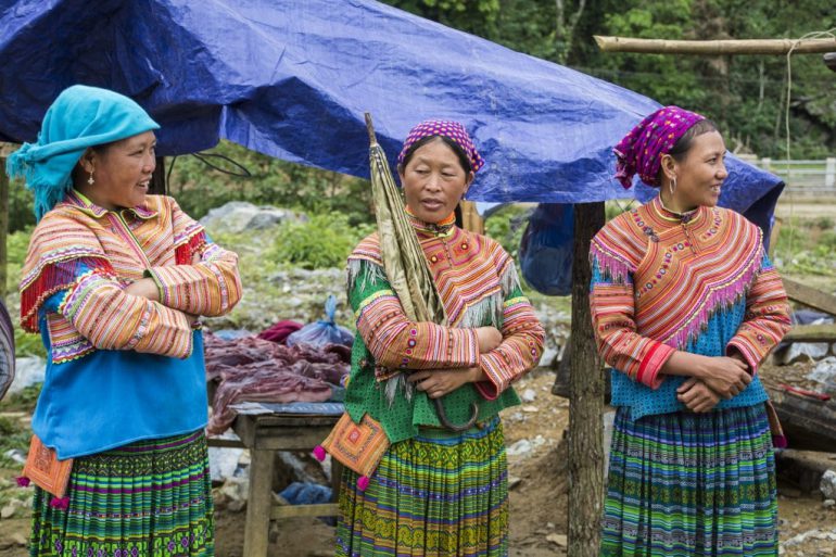 minorités ethniques marché Lung Phin - Bac Ha Vietnam