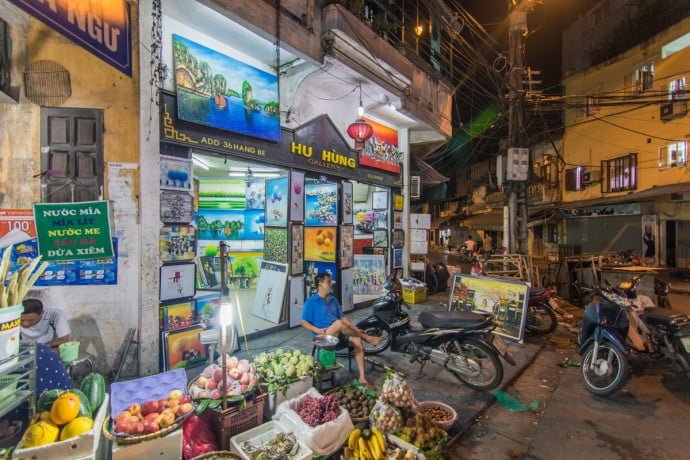 rue Hanoi de nuit