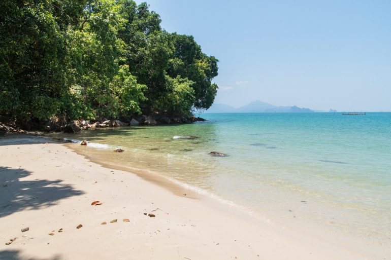 plage pasir tengkorak langkawi - malaisie