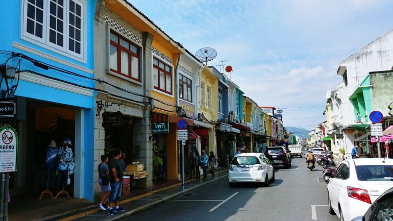 rue colorée thalang road phuket town