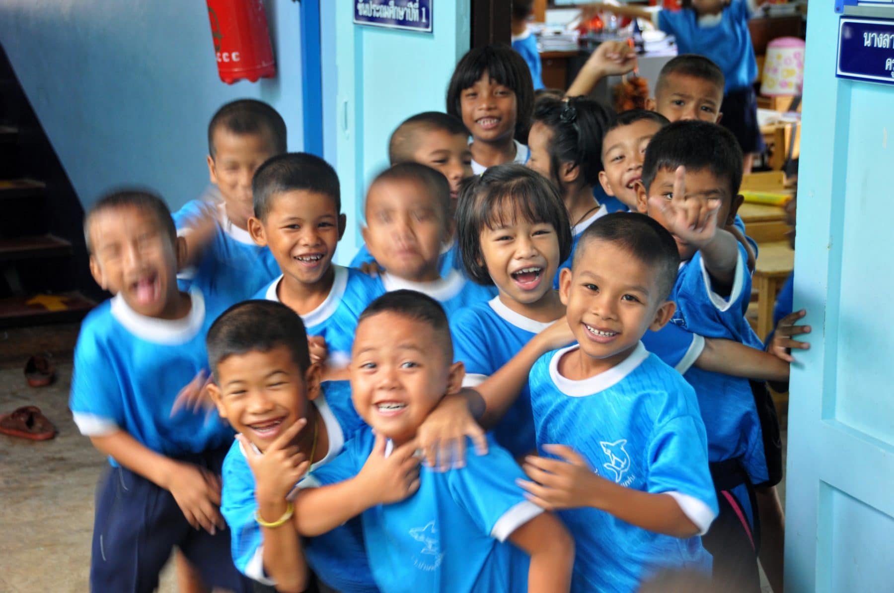 enfants ecole - map ta phut - rayong - thailande