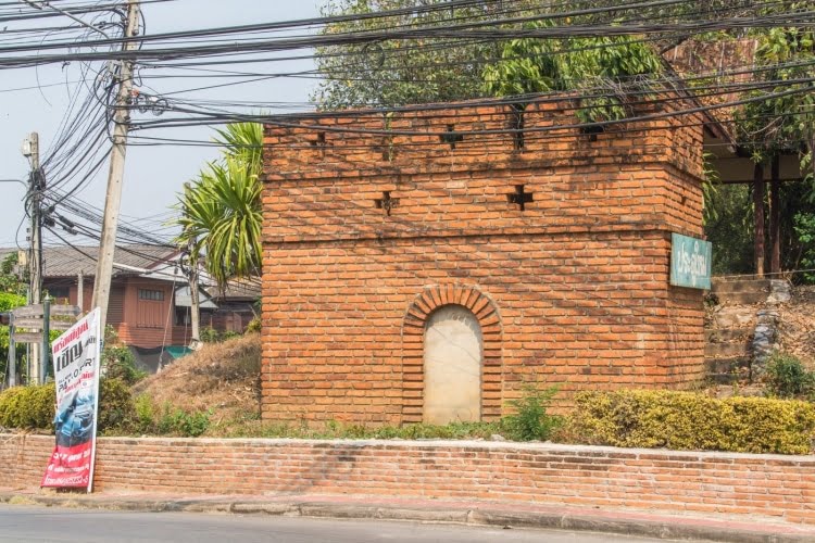 vieille muraille ville phrae - thailande