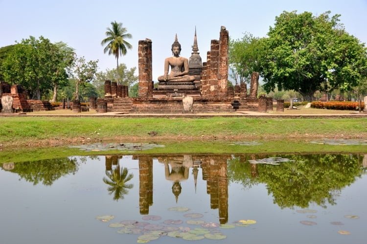 spot iconique parc historique sukhothai wat mahathat
