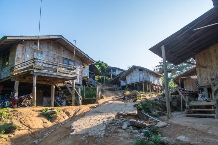village lahu - bamvoo nest chiang rai - thailande