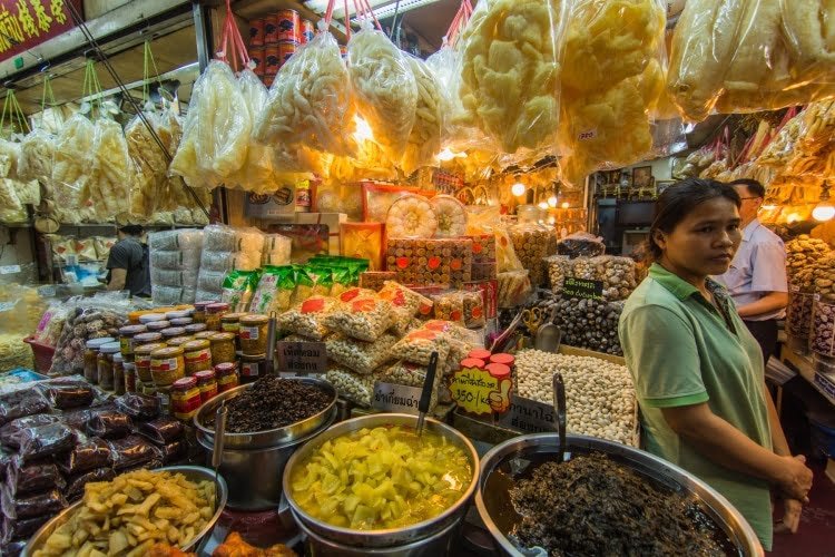 commerce ruelle itsara nuphap quartier chinois bangkok