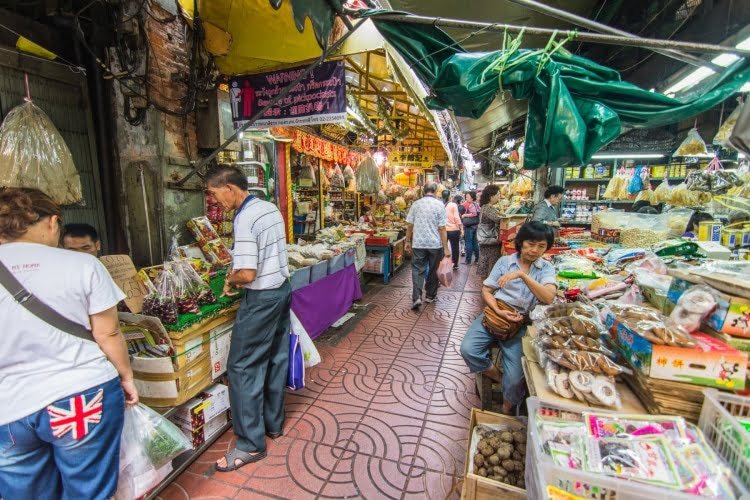 petite rue itsara nuphap commerces epices chinatown bangkok
