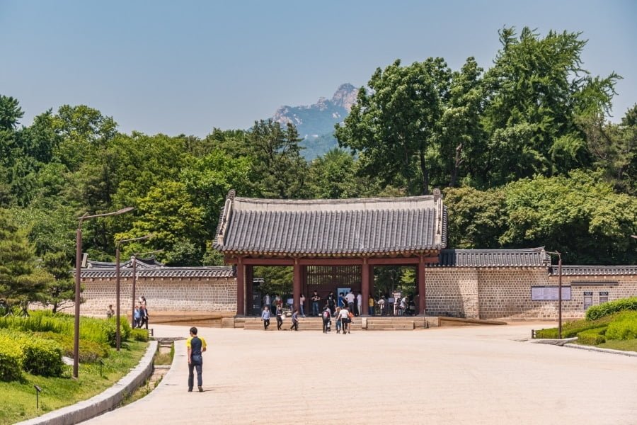 entree sanctuaire de jongmyo - seoul