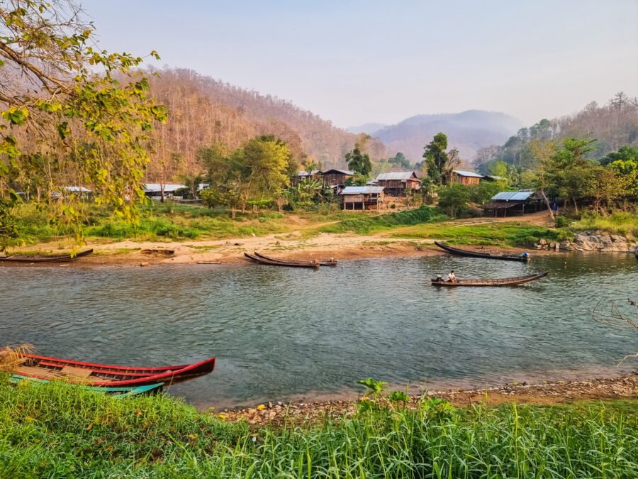 village huay pu keng depuis riviere