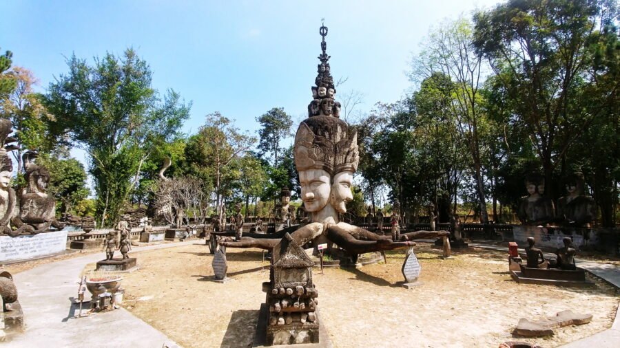 sculpture sala keoku nong khai